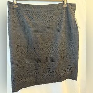 Lord and Taylor Elegant Gray Lace Skirt size 14 NWT